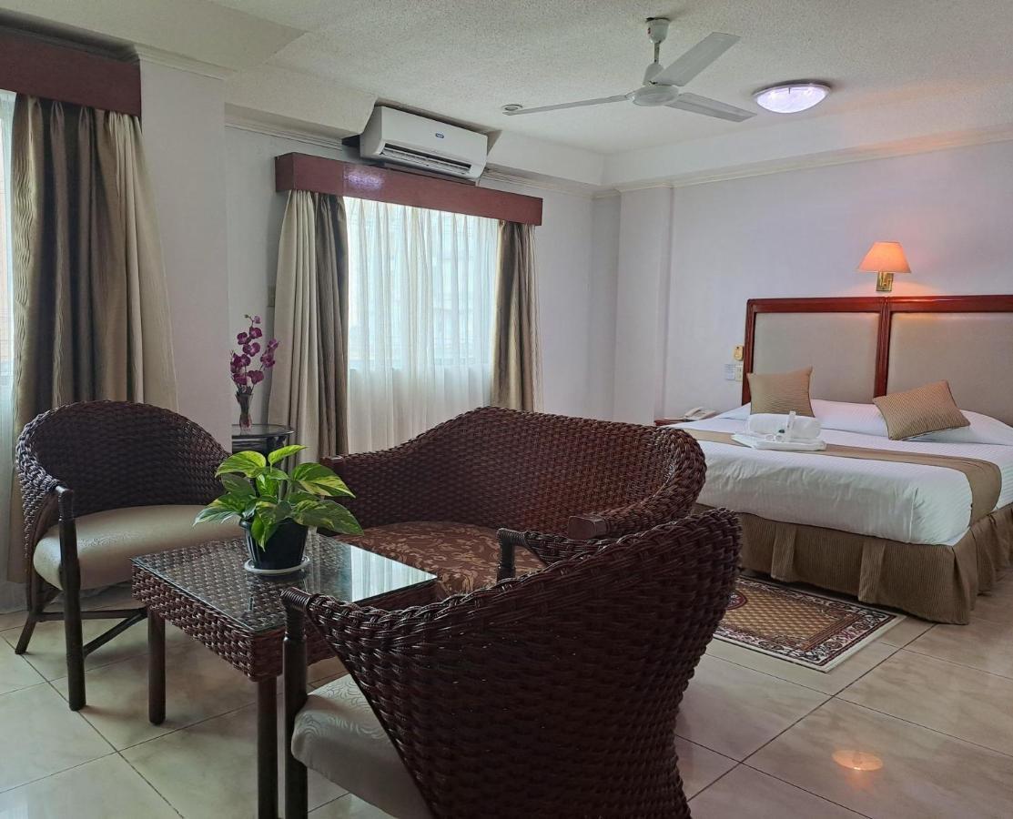 Wild Orchid Resort Angeles