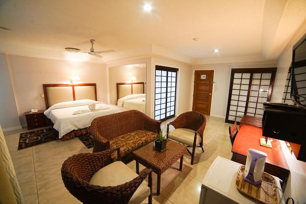 Wild Orchid 3*