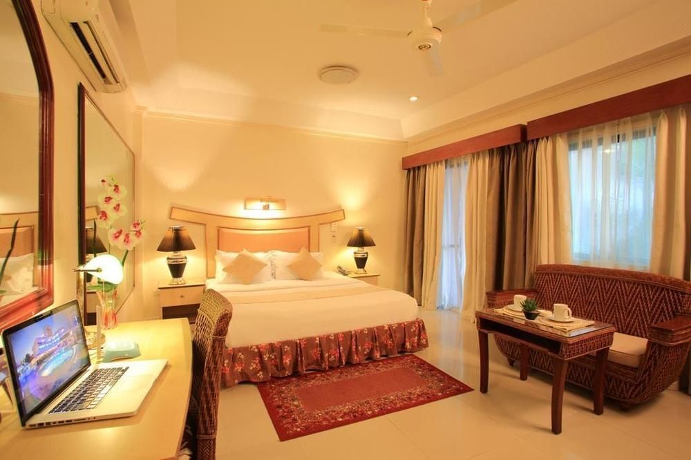 Wild Orchid 3*