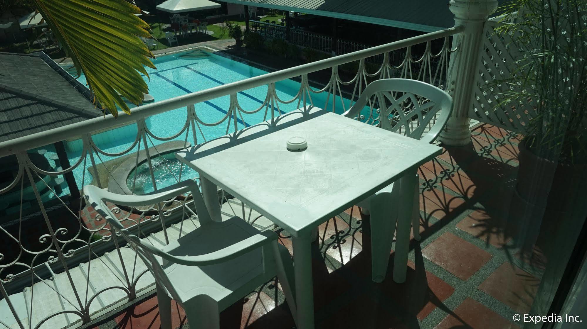 Resort Wild Orchid Angeles