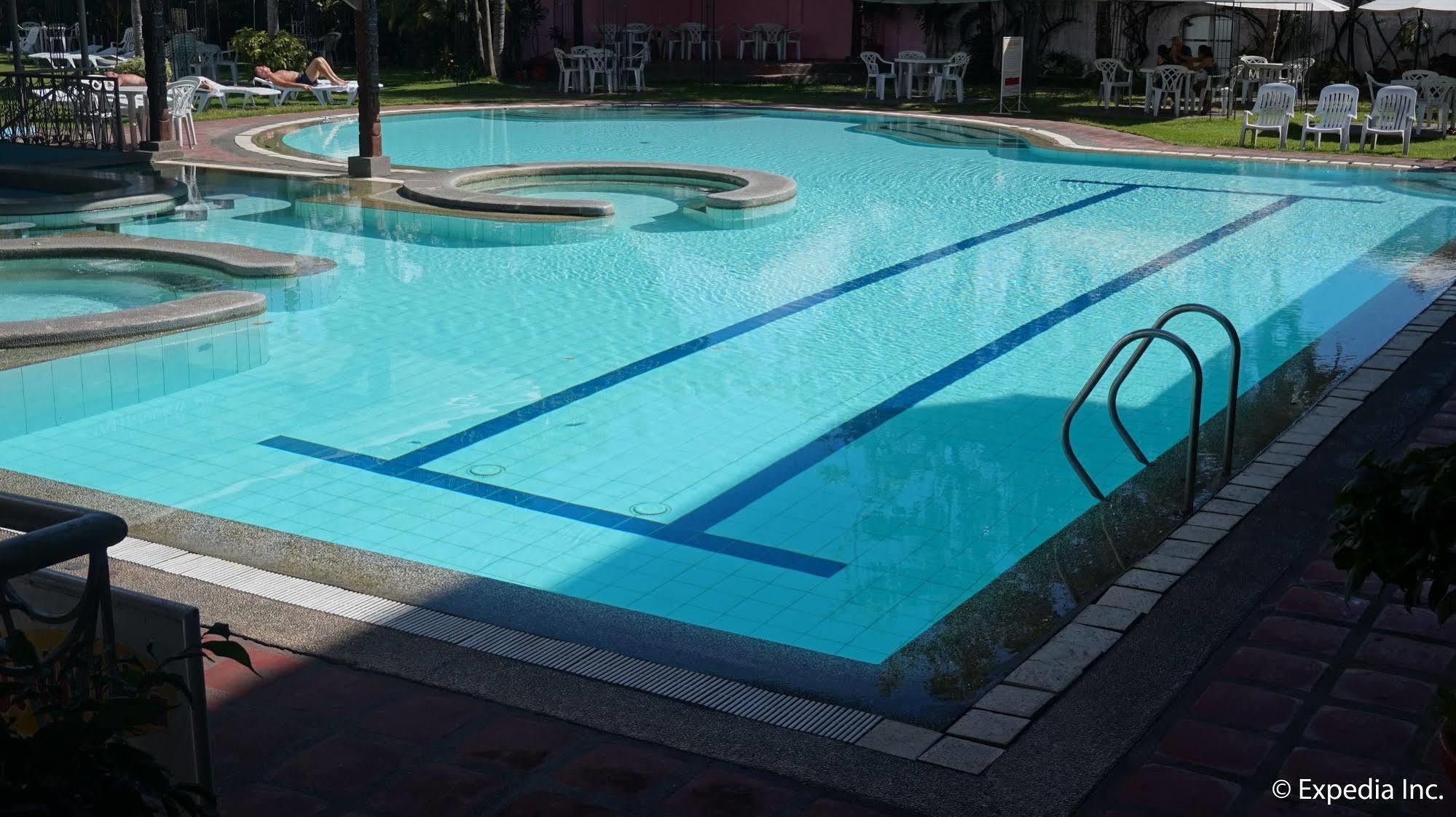 Wild Orchid Resort 3*